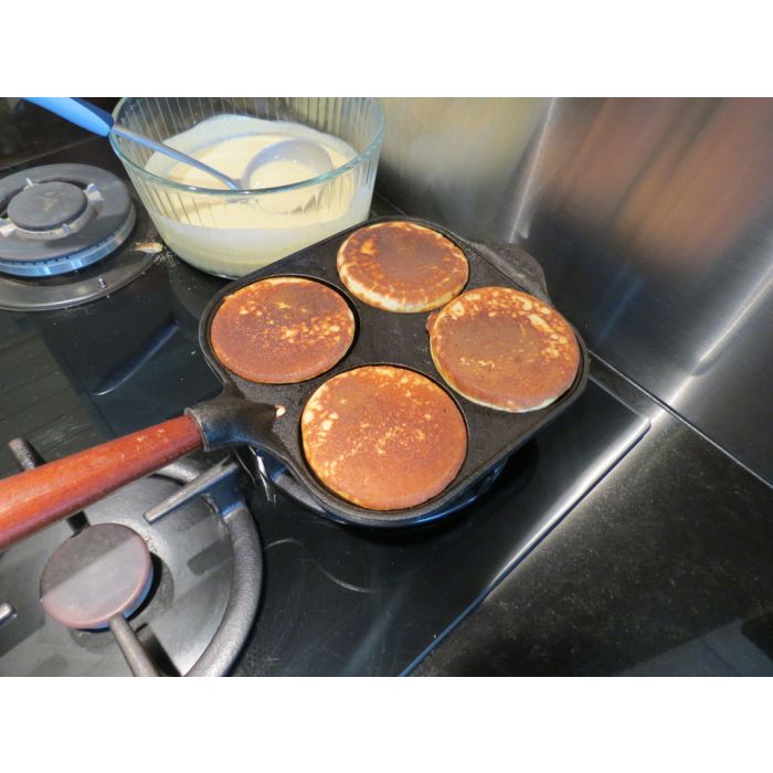 Poêle blinis en fonte 4 moules