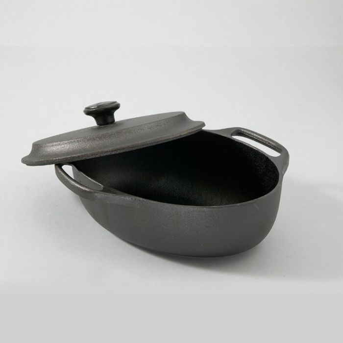 Cocotte en fonte ovale 2 litres