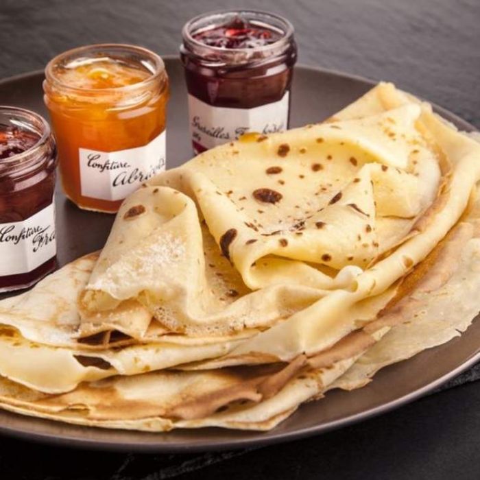 Poêle mini crêpe 17 cm avec manchon de protection